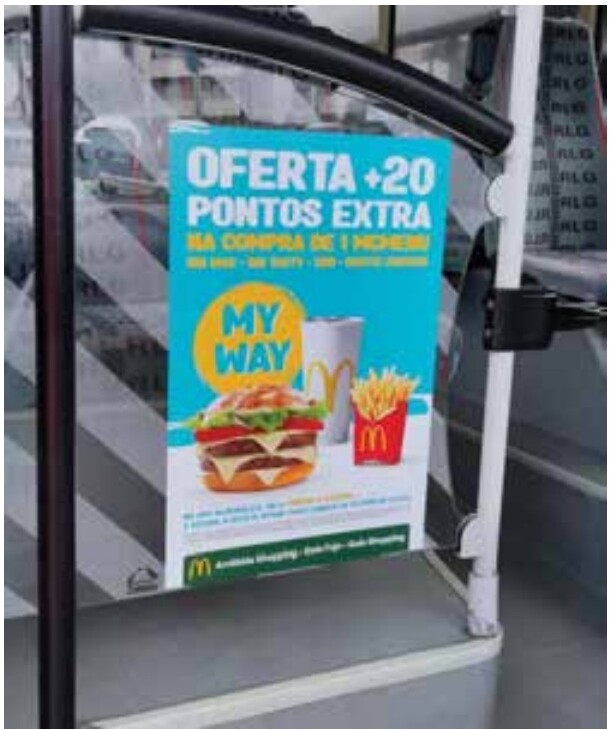 Publicidade interior em vinil dentro de autocarro VisualBus 4